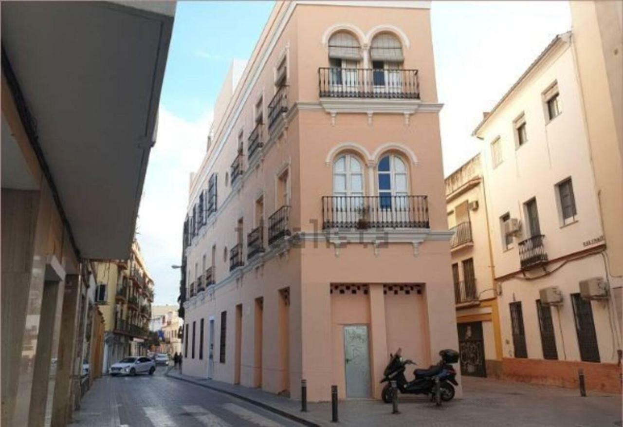 Muro Center, Seville